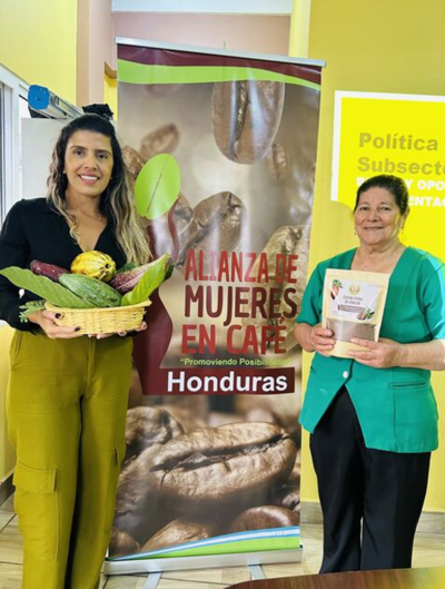 .: Conexões internacionais fortalecem protagonismo feminino na cafeicultura :.
